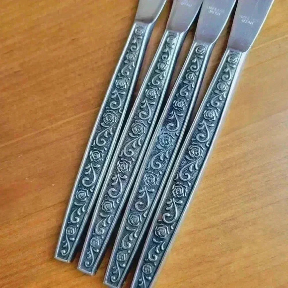 Other - Vintage Stainless Steel Metal Japan 4 Knives